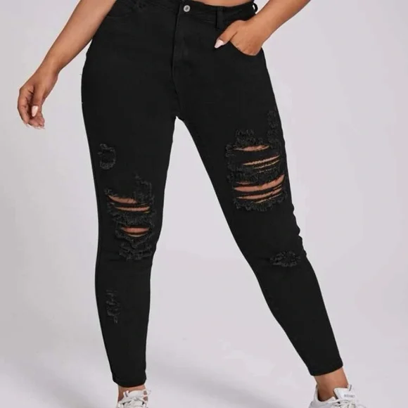Plus Size 18 Black Ripped Jeans SHEIN